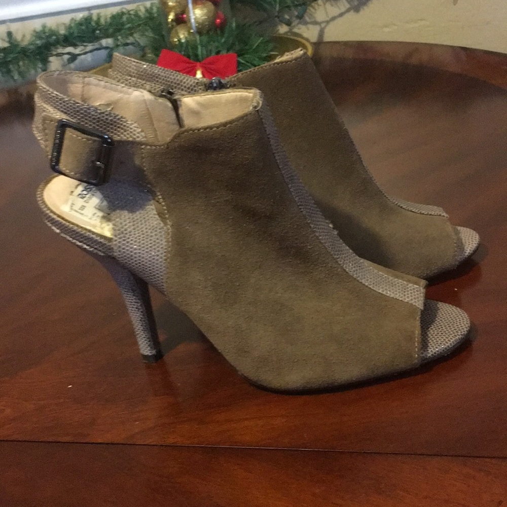 Vince Camuto heels